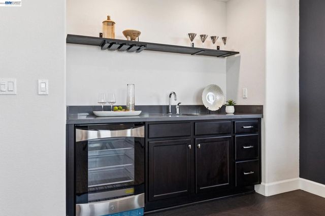 258 Benmore Dr, Hayward, CA 94542
