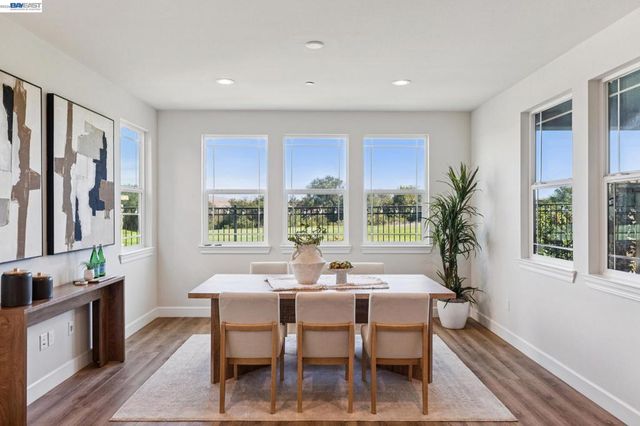 258 Benmore Dr, Hayward, CA 94542