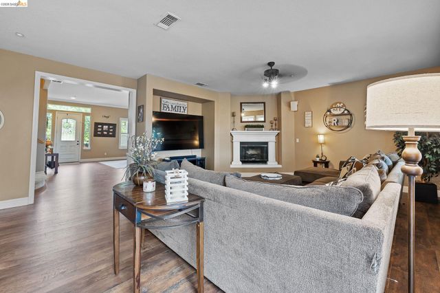 2705 Hawthorn Place, Brentwood, CA 94513