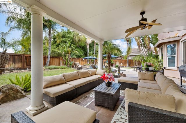 2705 Hawthorn Place, Brentwood, CA 94513