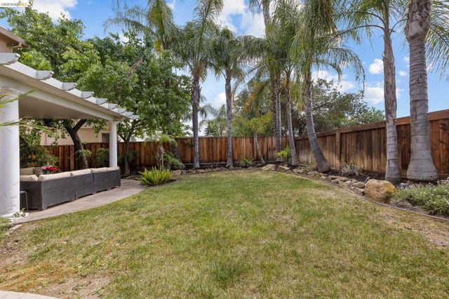 2705 Hawthorn Place, Brentwood, CA 94513