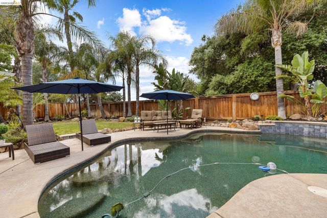 2705 Hawthorn Place, Brentwood, CA 94513
