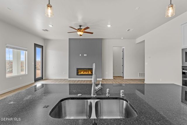 7300 Cimarron Gap Drive, El Paso, TX 79911