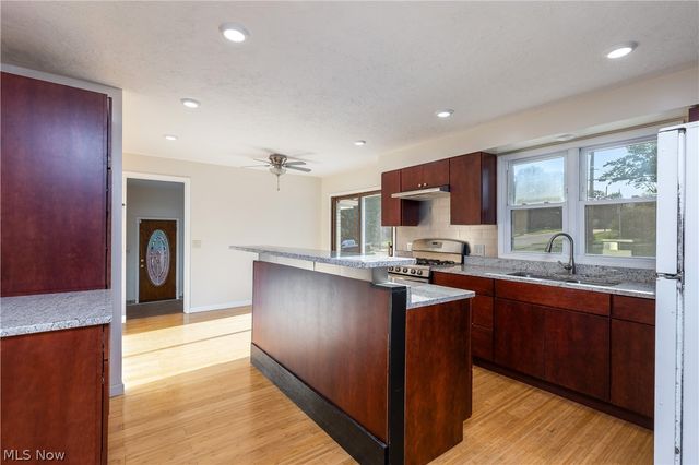 3503 Market Avenue N, Canton, OH 44714