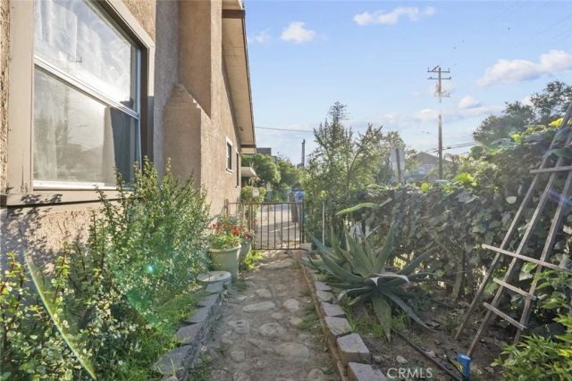 244 N 10th, Santa Paula, CA 93060