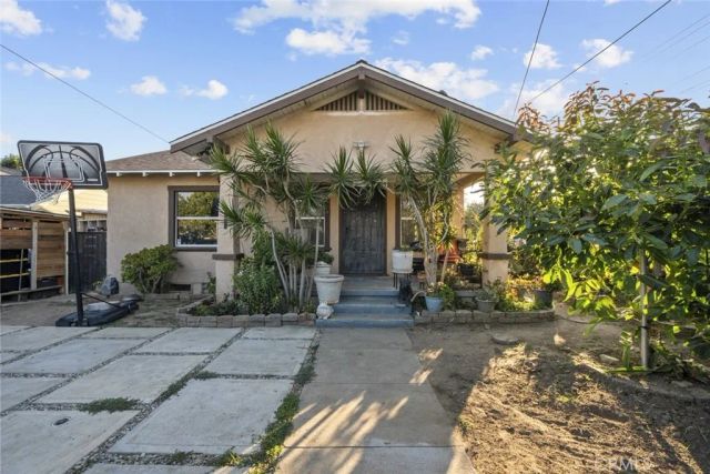 244 N 10th, Santa Paula, CA 93060
