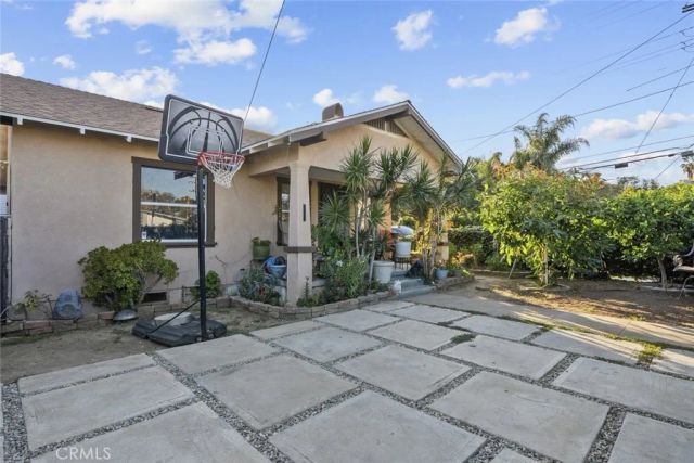 244 N 10th, Santa Paula, CA 93060