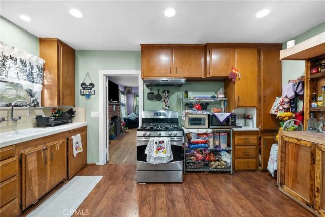 244 N 10th, Santa Paula, CA 93060