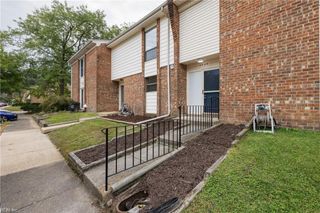 5025 Clairmont CT, Virginia Beach, VA 23462