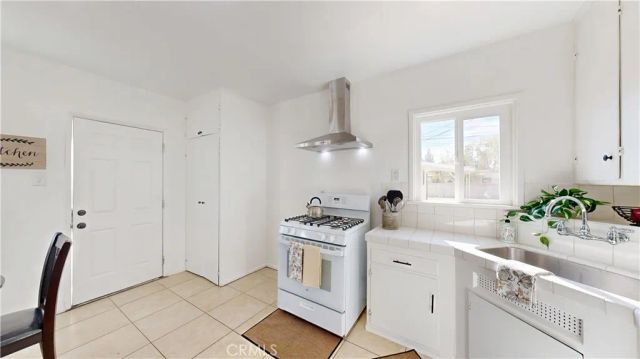 2828 N Sierra Way, San Bernardino, CA 92405