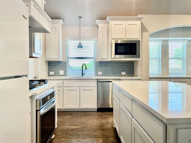 11401 Falcon Trace Drive, Fort Worth, TX 76244
