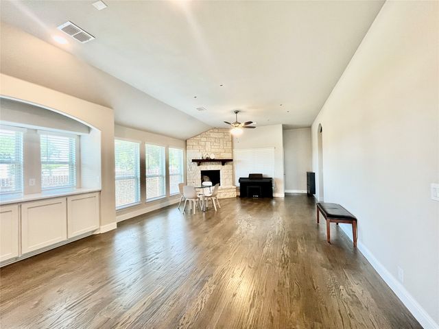 11401 Falcon Trace Drive, Fort Worth, TX 76244