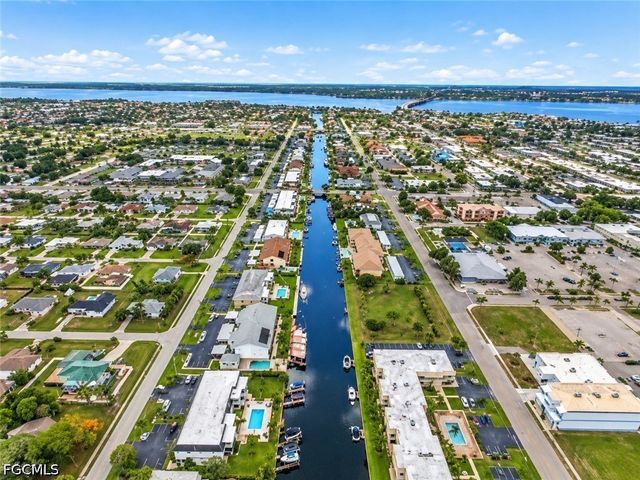 1022 SE 46th ST 1D, Cape Coral, FL 33904
