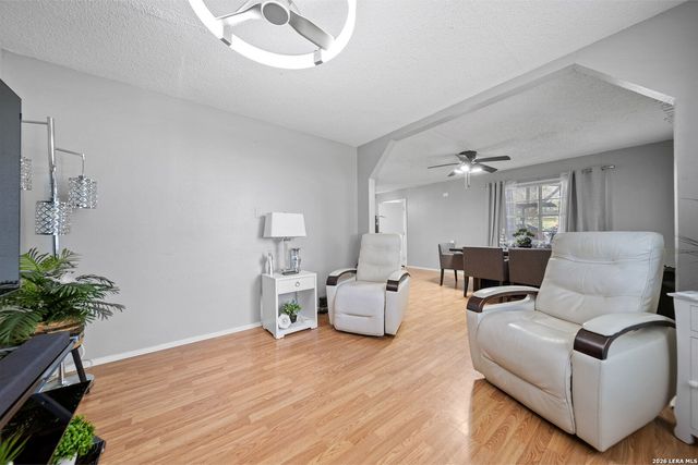 13950 Ih 35, Moore, TX 78057