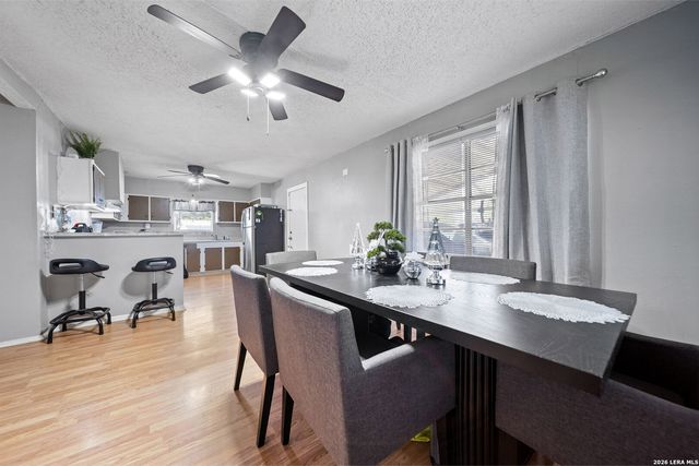 13950 Ih 35, Moore, TX 78057