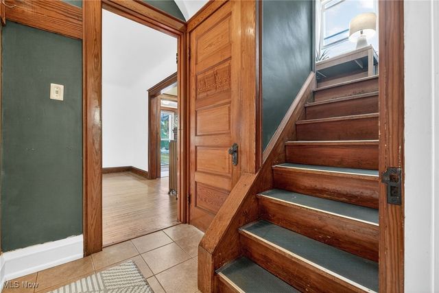 1465 Woodward Avenue, Lakewood, OH 44107