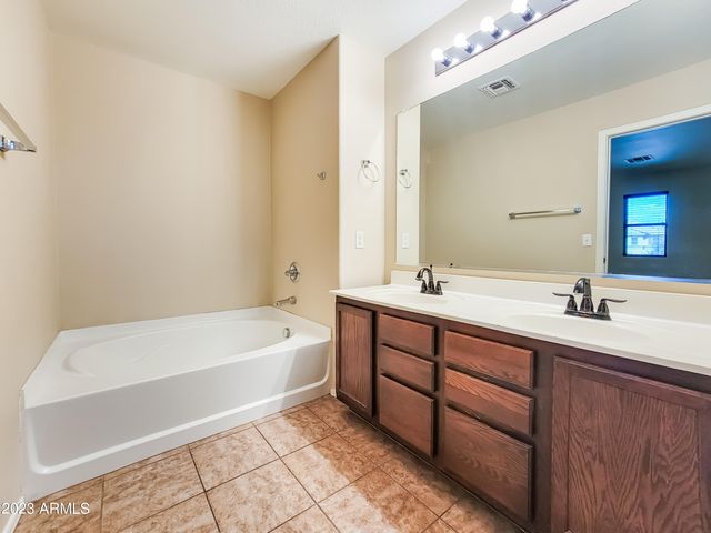 18513 W MARIPOSA Drive, Surprise, AZ 85374