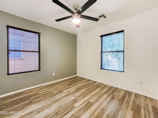 18513 W MARIPOSA Drive, Surprise, AZ 85374