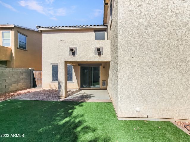 18513 W MARIPOSA Drive, Surprise, AZ 85374