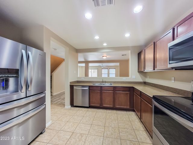 18513 W MARIPOSA Drive, Surprise, AZ 85374