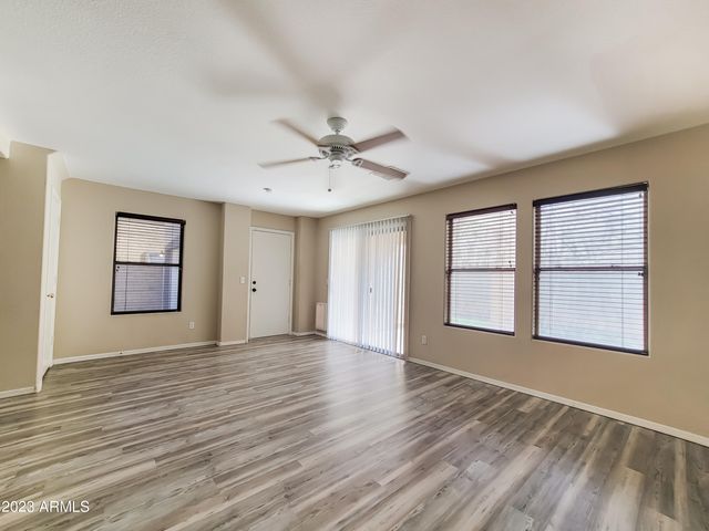 18513 W MARIPOSA Drive, Surprise, AZ 85374