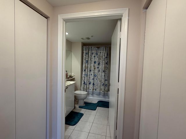 2775 NE 187th Street 408, Aventura, FL 33180