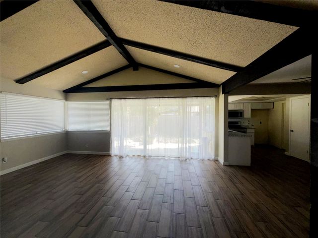 726 Ravencroft Drive, Garland, TX 75043