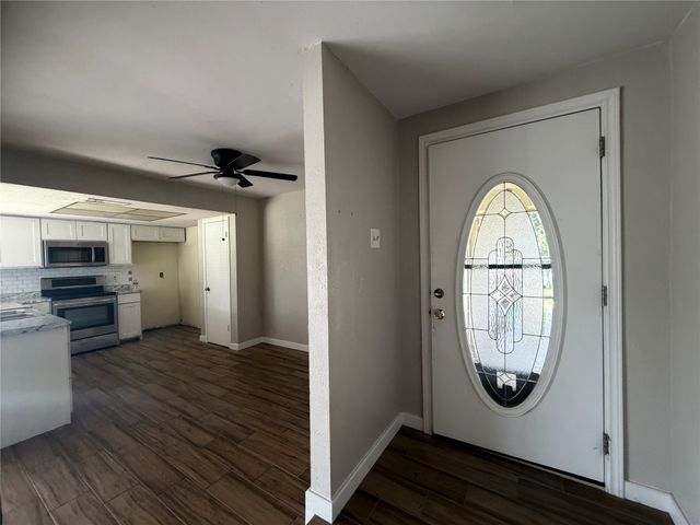 726 Ravencroft Drive, Garland, TX 75043