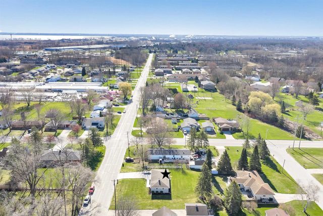 1809 LENWOOD AVENUE, Green Bay, WI 54303