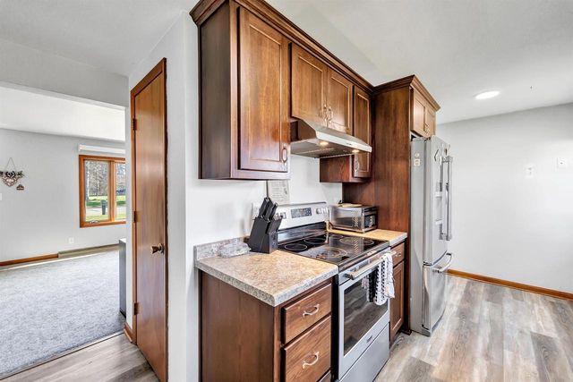 1809 LENWOOD AVENUE, Green Bay, WI 54303