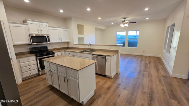 616 N CASA BELLA Avenue, Dewey, AZ 86327