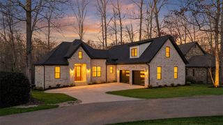 304 Ave of Oaks, Anderson, SC 29621