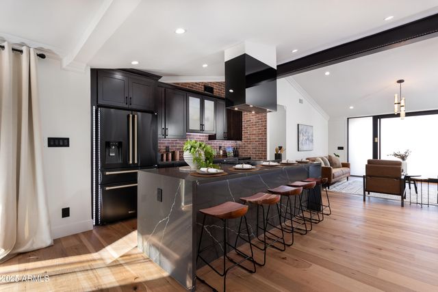 8708 E RANCHO VISTA Drive, Scottsdale, AZ 85251