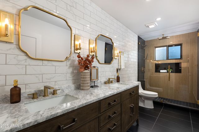 8708 E RANCHO VISTA Drive, Scottsdale, AZ 85251