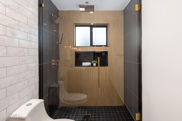 8708 E RANCHO VISTA Drive, Scottsdale, AZ 85251