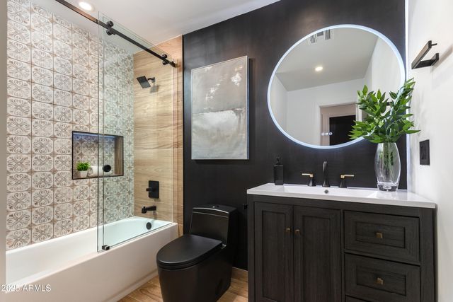 8708 E RANCHO VISTA Drive, Scottsdale, AZ 85251