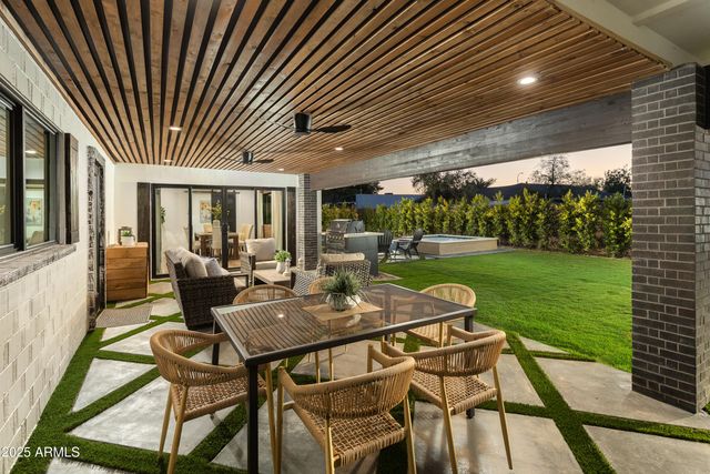 8708 E RANCHO VISTA Drive, Scottsdale, AZ 85251