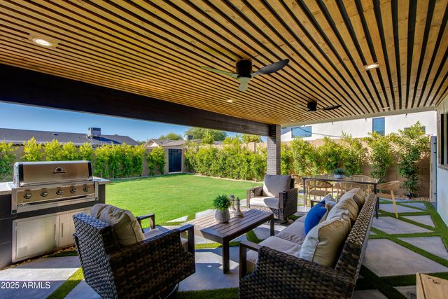 8708 E RANCHO VISTA Drive, Scottsdale, AZ 85251