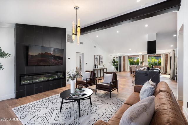 8708 E RANCHO VISTA Drive, Scottsdale, AZ 85251