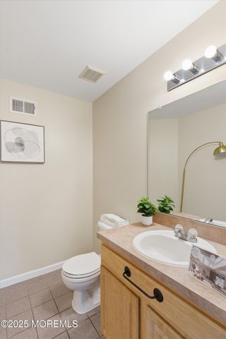 15 Sanz Town Road, Lakewood, NJ 08701