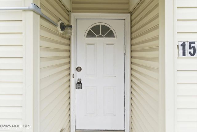 15 Sanz Town Road, Lakewood, NJ 08701