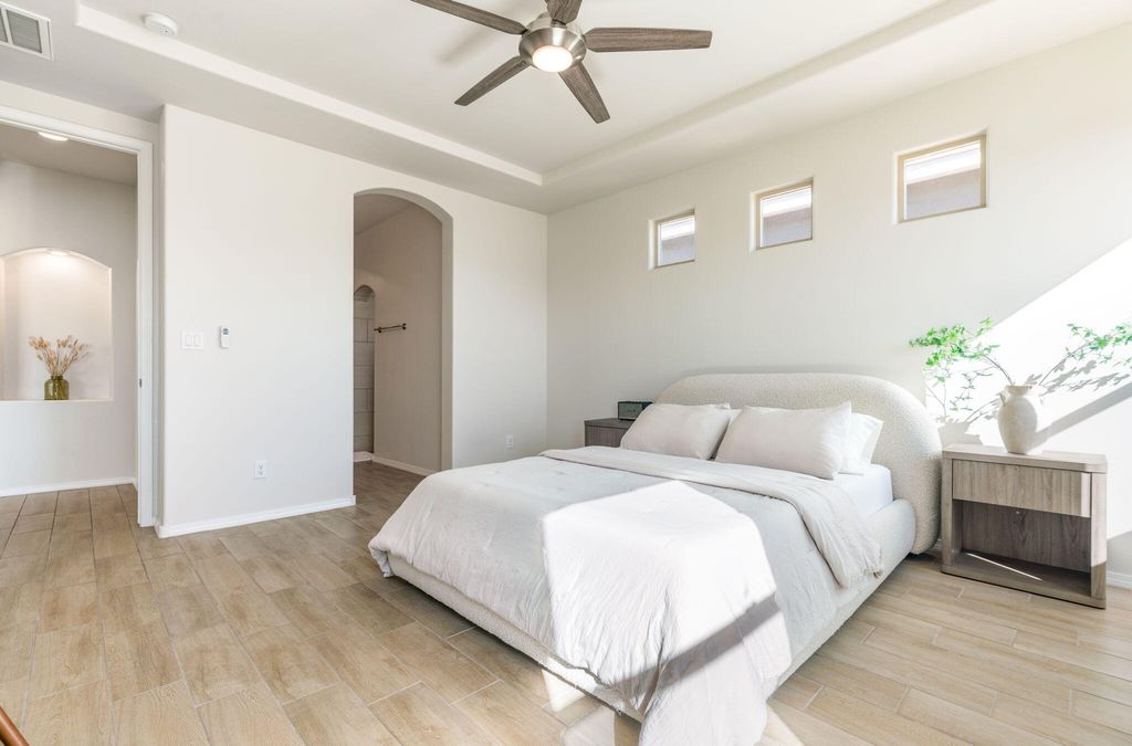 Image 14 of property listing at 2328 Melon Ridge Loop NE, Rio Rancho, NM 87144