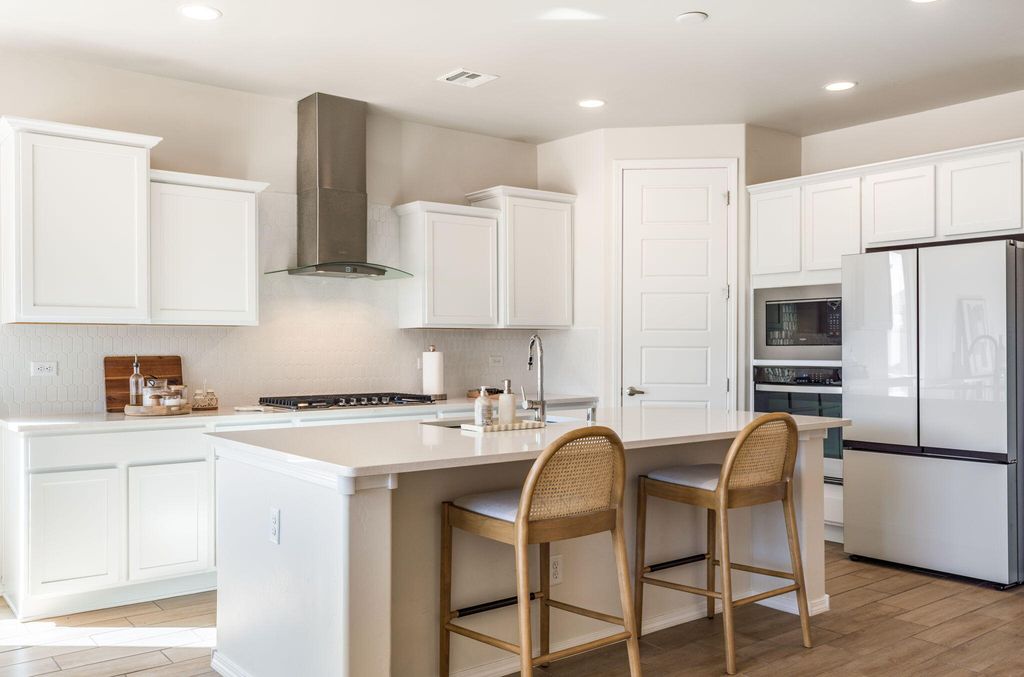 Image 2 of property listing at 2328 Melon Ridge Loop NE, Rio Rancho, NM 87144