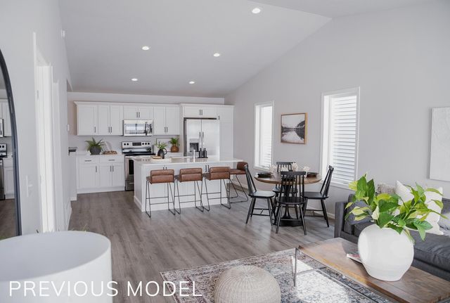 854 1 Avenue S, Fargo, ND 58104