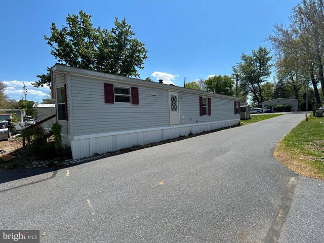 132 VIRGINIA BEACH AVE, Carlisle, PA 17015