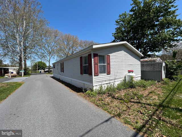 132 VIRGINIA BEACH AVE, Carlisle, PA 17015