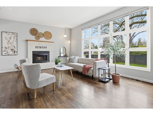 420 Sw 133RD Ave, Beaverton, OR 97005