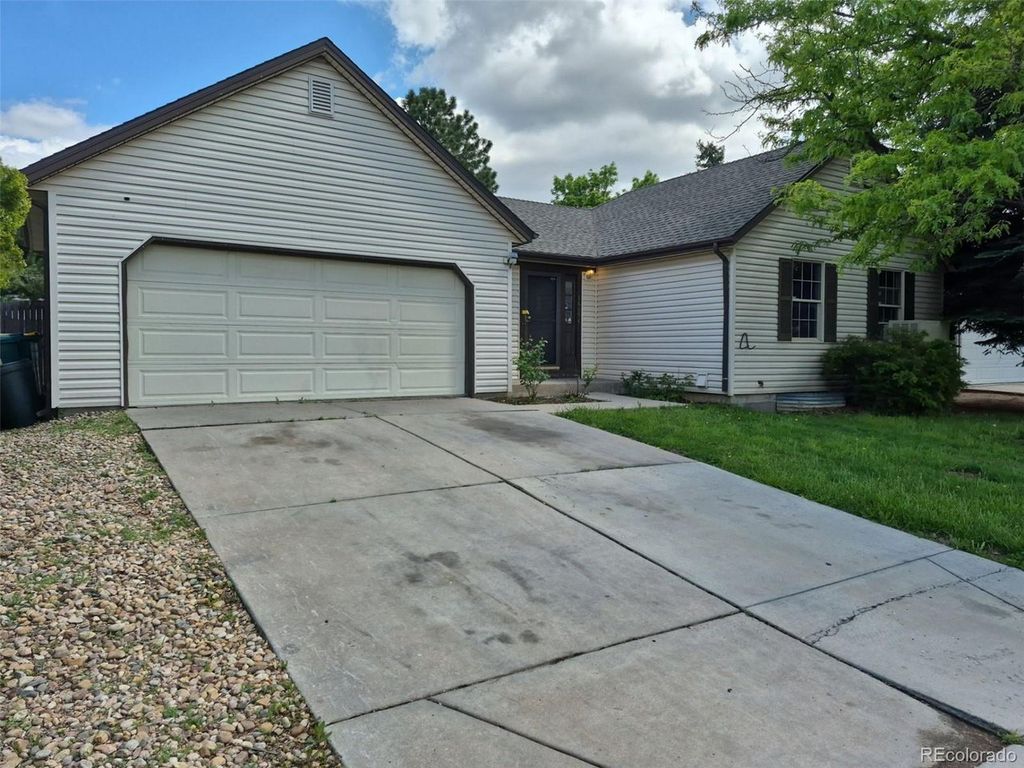 16094 E Exposition Dr, Aurora, CO 80017