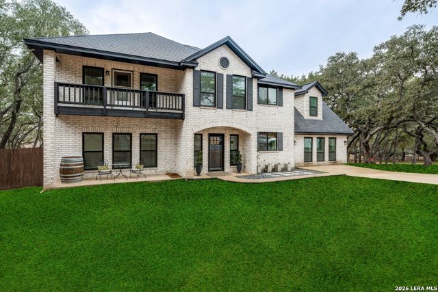 322 Dublin Cir, Floresville, TX 78114