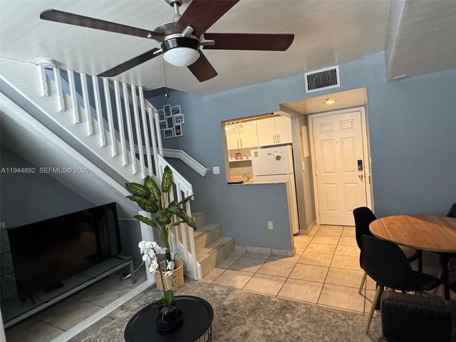 865 Collins Ave 305, Miami Beach, FL 33139